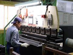 小松プレス工業 第２工場｜一宮・岐阜・三重の金属加工・溶接